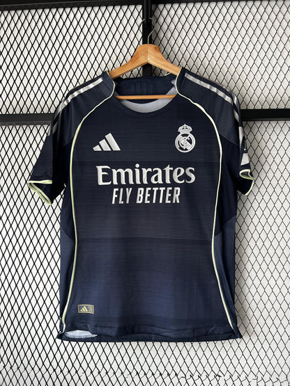 REAL MADRID VISITANTE 2025/2026 VERSIÓN JUGADOR!